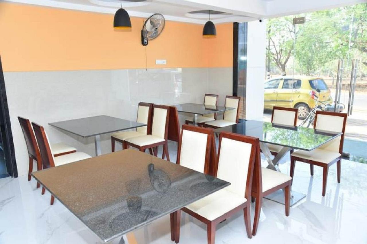 Ganesh Meridian Tiruppattur Exterior photo
